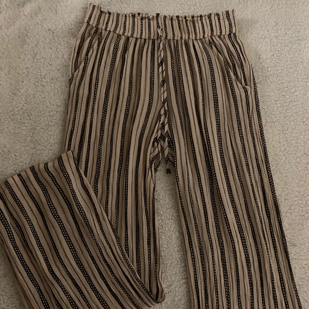 Striped flowy pants